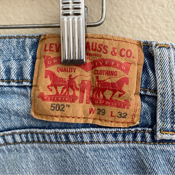 Men’s 502 Levi’s light wash 90s fit jeans 29x32 - Picture 5 of 6